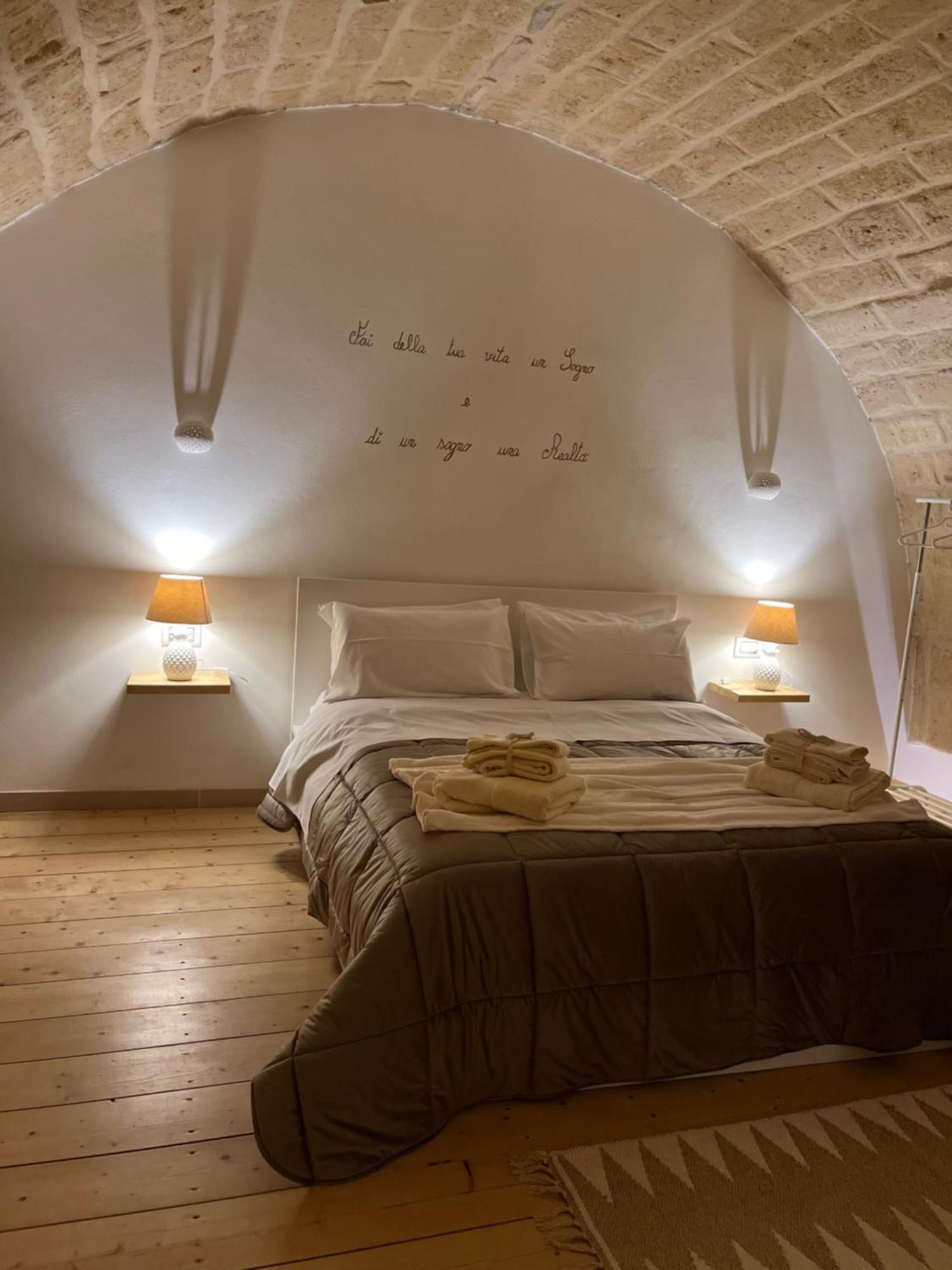Epoca Suite House Трані Екстер'єр фото