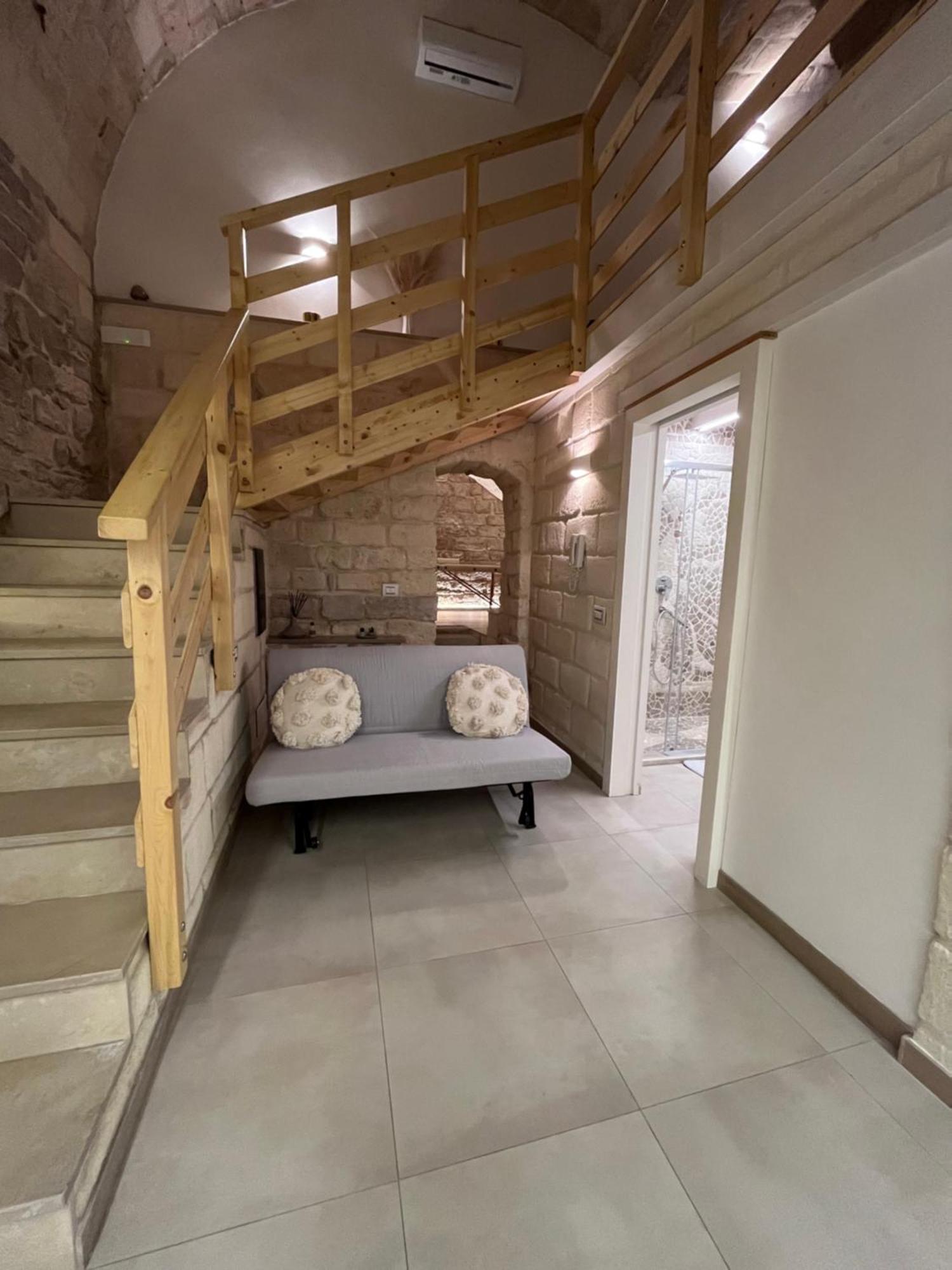 Epoca Suite House Трані Екстер'єр фото